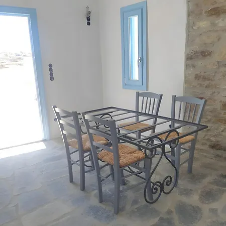 Sylvia's Holiday home