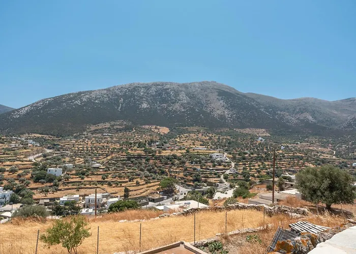 Sylvia's * Ano Petali